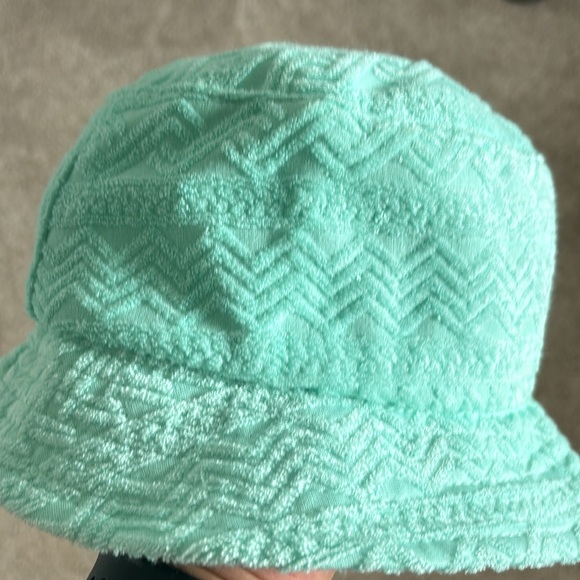 Kopari bucket hat, NWOT; fits most heads - Picture 3 of 4